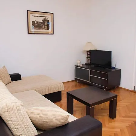 Apartamento Karampija *