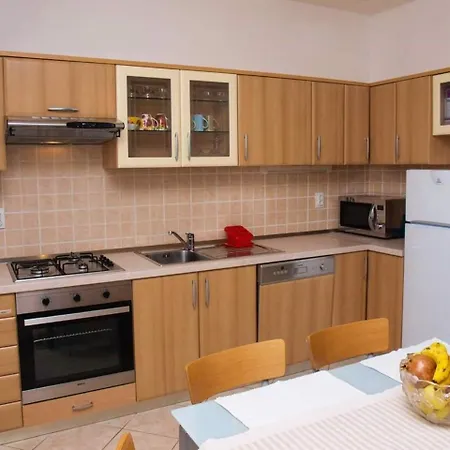 Apartamento Karampija *