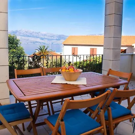 Apartamento Karampija